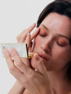 Rouje La Palette De Fards À Paupières></noscript>La Palette Yeux Perle